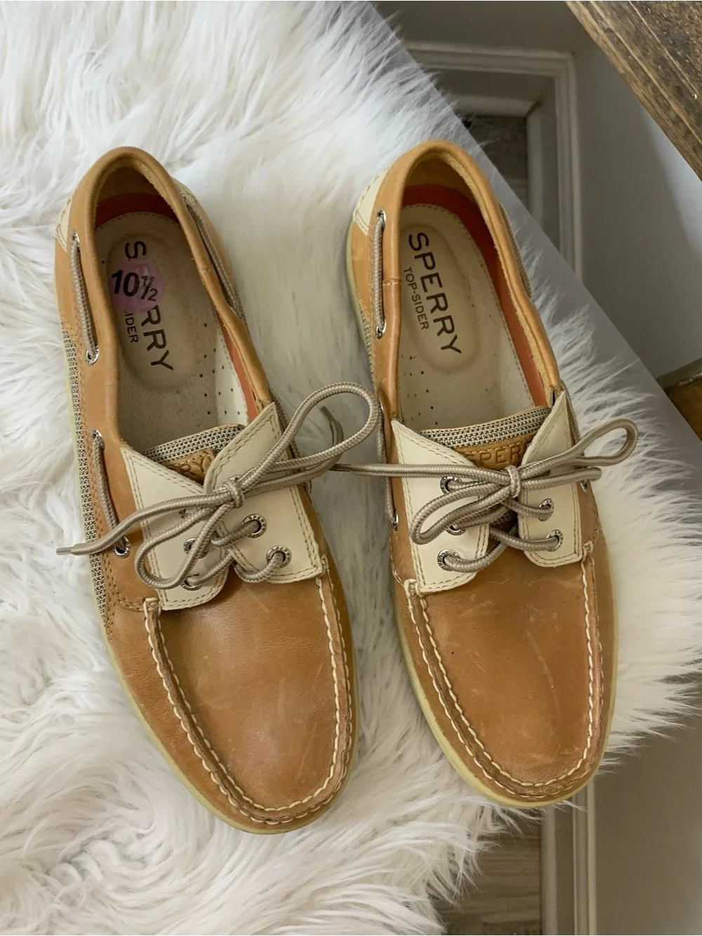 Sperry lace comfortable boat